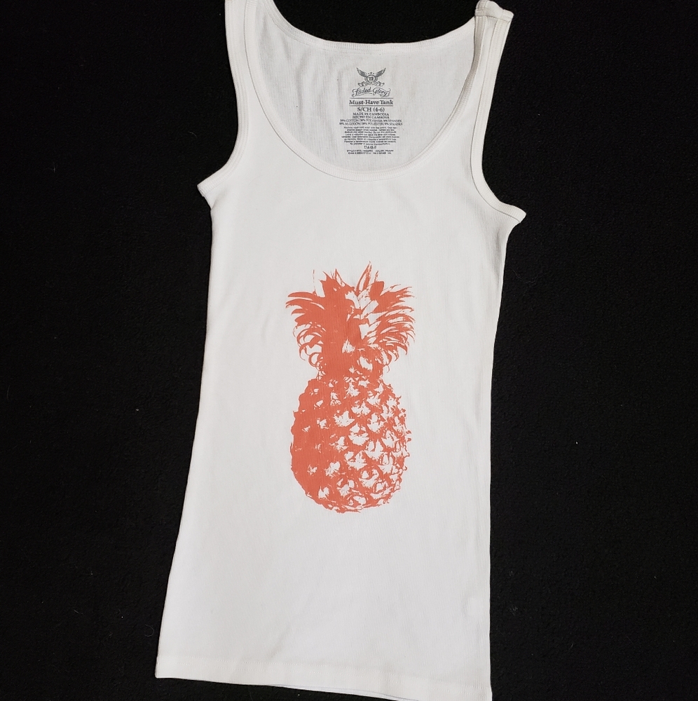 Pineapple graphic 🍍 ríbbed tank